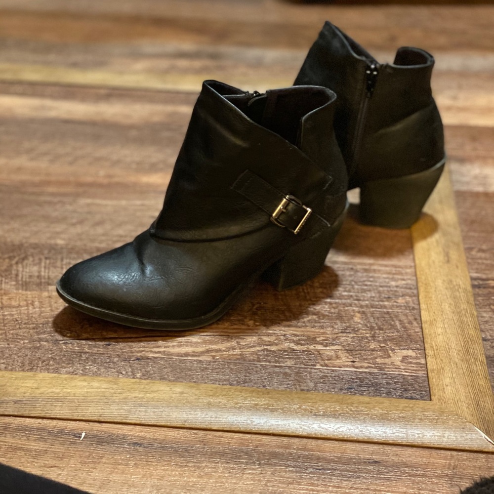 Blowfish Malibu ankle booties